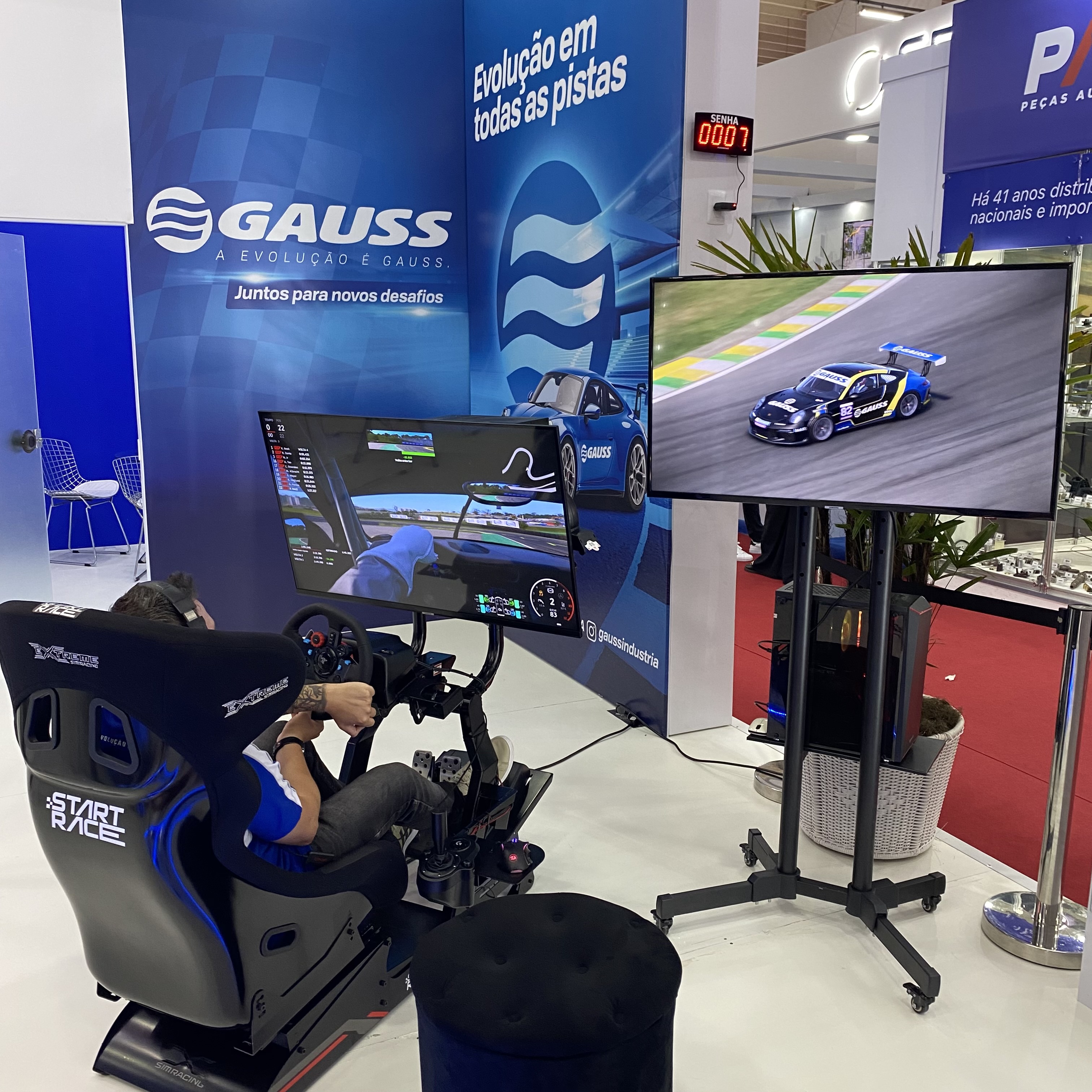 Simulador da Start Race em feira de exposição