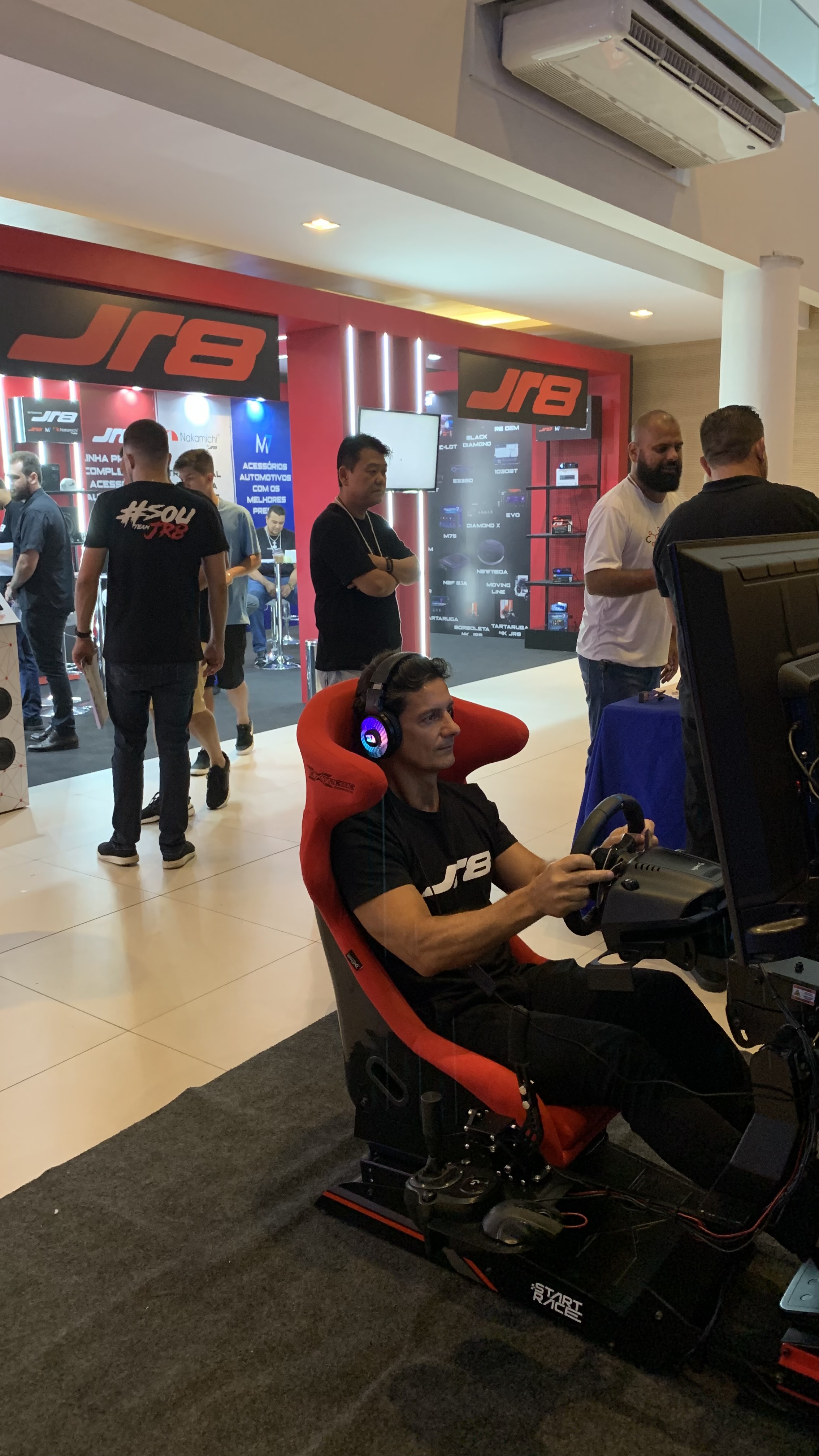 Simulador Start Race com piloto renomado