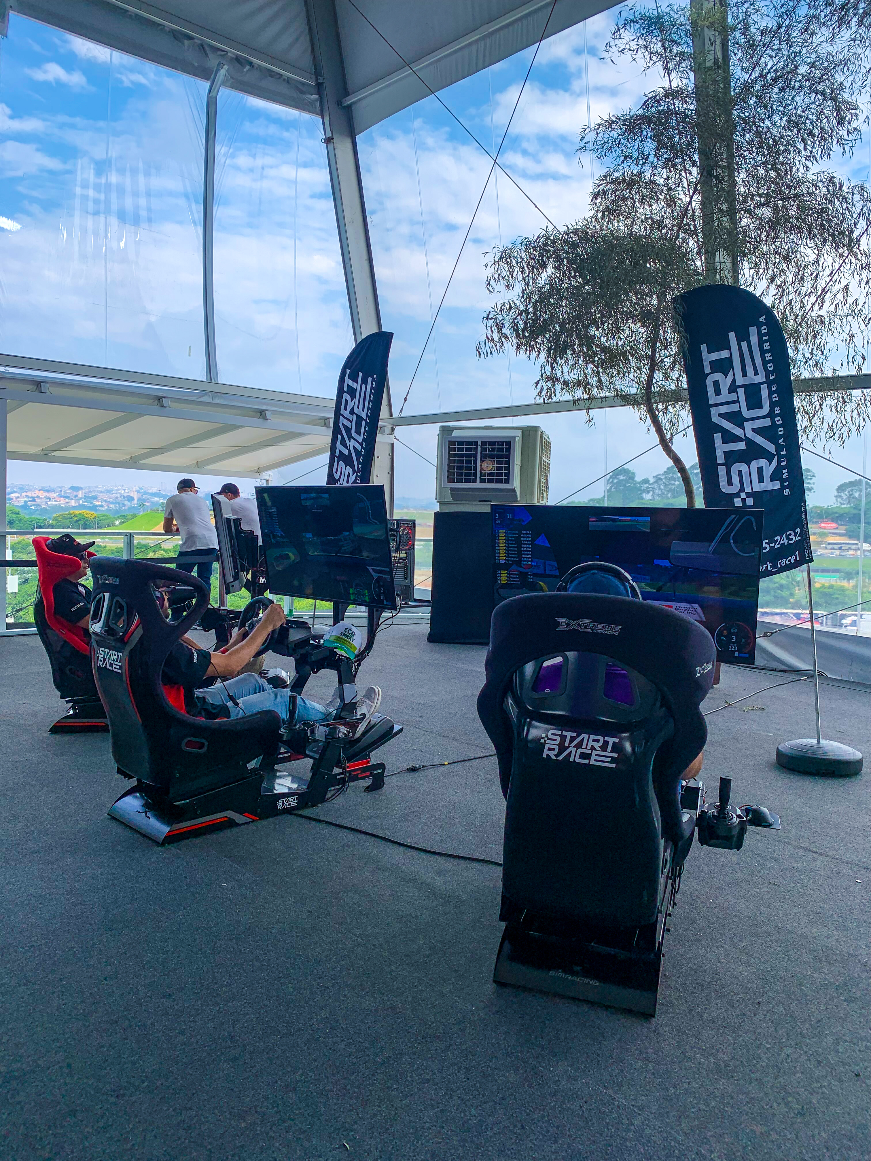 Foto de simulador de corrida 17