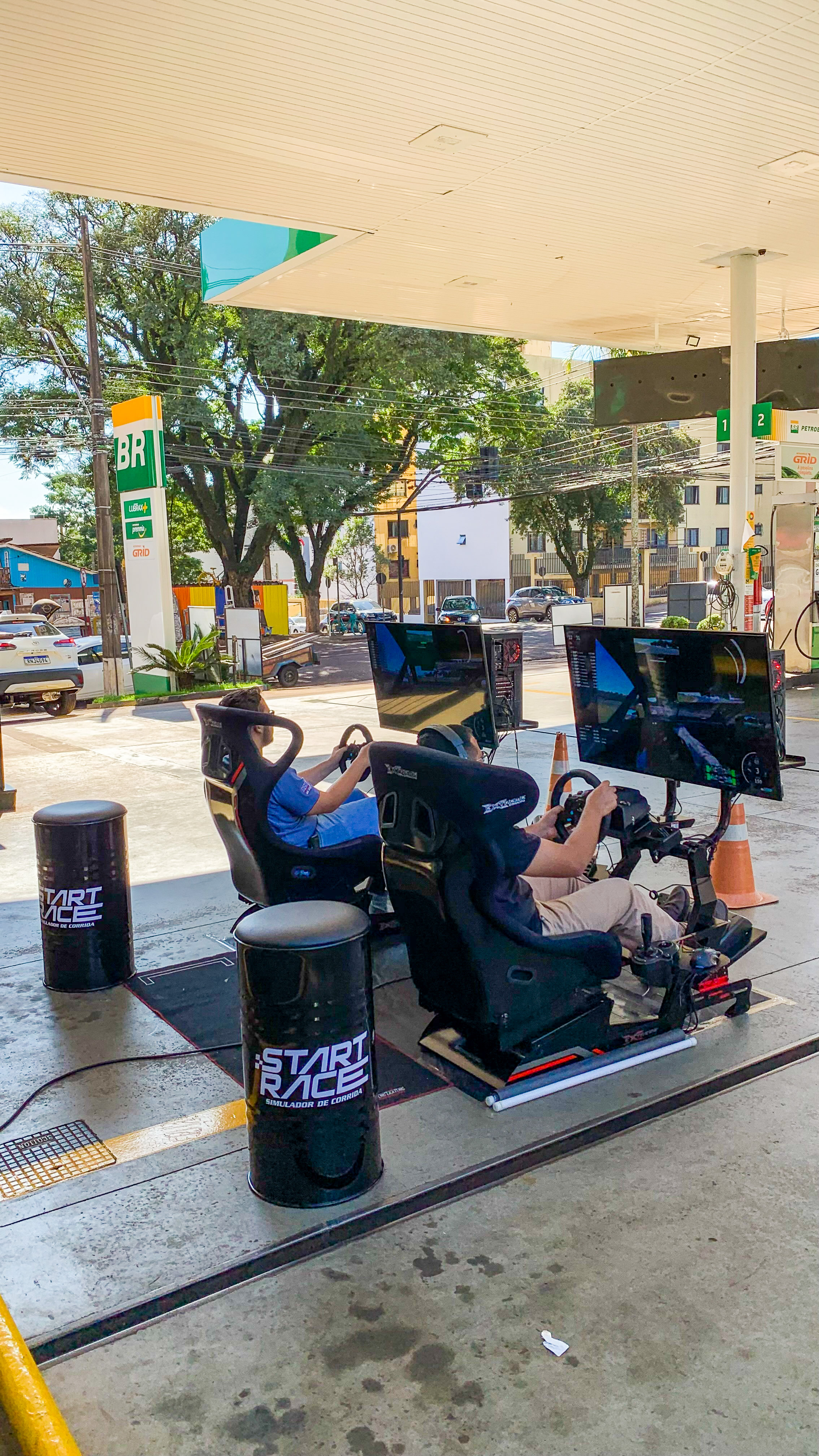 Foto de simulador de corrida 36